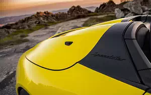   Porsche 911 Speedster (Racing Yellow) - 2019