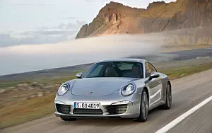   Porsche 911 Carrera S - 2011