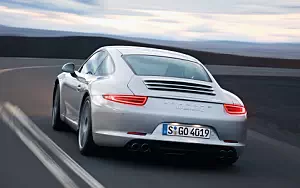   Porsche 911 Carrera S - 2011