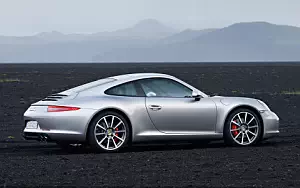   Porsche 911 Carrera S - 2011