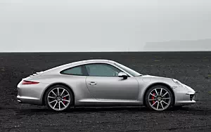   Porsche 911 Carrera S - 2011