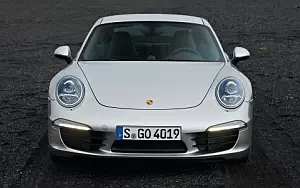   Porsche 911 Carrera S - 2011