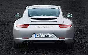   Porsche 911 Carrera S - 2011