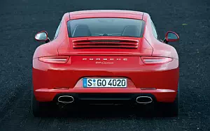   Porsche 911 Carrera - 2011