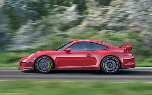   Porsche 911 GT3 - 2013