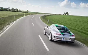   Porsche 911 R - 2016
