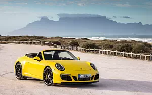   Porsche 911 Carrera 4 GTS Cabriolet - 2017