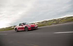   Porsche 911 Targa 4 GTS - 2017