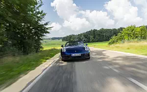  Porsche 911 Carrera Cabriolet (Gentian Blue Metallic) - 2019