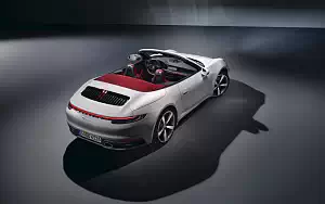   Porsche 911 Carrera Cabriolet - 2019