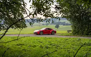   Porsche 911 Carrera Coupe (Guards Red) - 2019