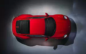  Porsche 911 Carrera Coupe - 2019
