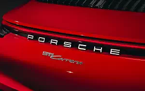   Porsche 911 Carrera Coupe - 2019