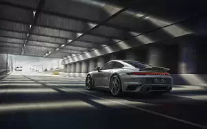   Porsche 911 Turbo S - 2020