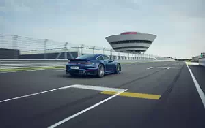   Porsche 911 Turbo - 2020