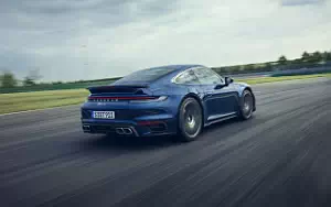   Porsche 911 Turbo - 2020
