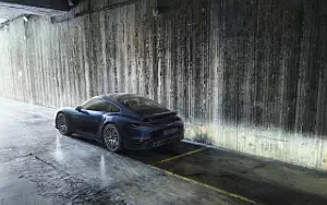   Porsche 911 Turbo - 2020