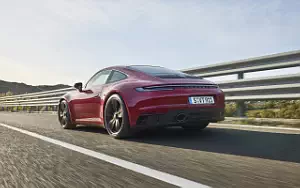   Porsche 911 Carrera GTS - 2021