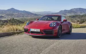   Porsche 911 Carrera GTS - 2021