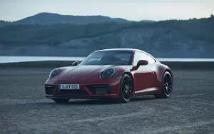   Porsche 911 Carrera GTS - 2021