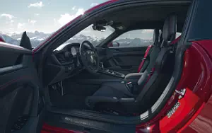   Porsche 911 Carrera GTS - 2021