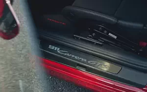  Porsche 911 Carrera GTS - 2021
