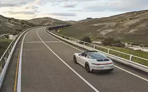   Porsche 911 Targa 4 GTS - 2021