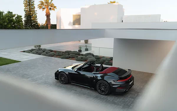 ���� ���������� Porsche 911 Turbo S Cabriolet - 2025