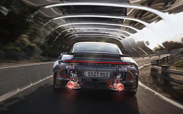 ���� ���������� Porsche 911 Turbo S - 2025