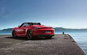   Porsche Boxster GTS - 2014