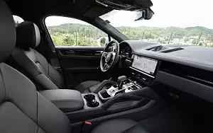   Porsche Cayenne Coupe (Carrara White Metallic) - 2019