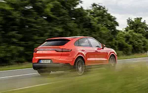   Porsche Cayenne Coupe (Lava Orange) - 2019