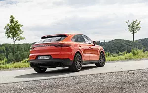  Porsche Cayenne Coupe (Lava Orange) - 2019