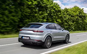   Porsche Cayenne S Coupe (Dolomite Silver Metallic) - 2019