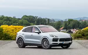   Porsche Cayenne S Coupe (Dolomite Silver Metallic) - 2019