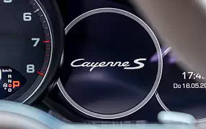   Porsche Cayenne S Coupe (Dolomite Silver Metallic) - 2019