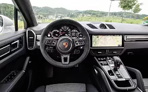   Porsche Cayenne Turbo Coupe (Carrara White Metallic) - 2019