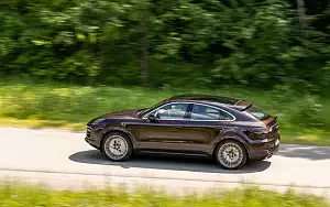   Porsche Cayenne Turbo Coupe (Mahogany Metallic) - 2019