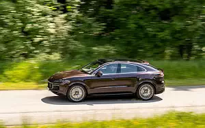   Porsche Cayenne Turbo Coupe (Mahogany Metallic) - 2019