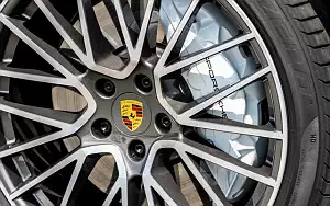   Porsche Cayenne Turbo Coupe (Mahogany Metallic) - 2019