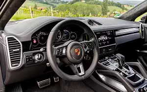   Porsche Cayenne Turbo Coupe (Mahogany Metallic) - 2019