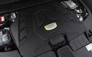   Porsche Cayenne Turbo S E-Hybrid Coupe - 2019