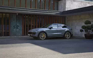   Porsche Cayenne Turbo GT - 2021