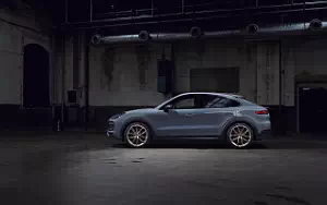   Porsche Cayenne Turbo GT - 2021