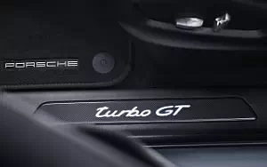   Porsche Cayenne Turbo GT - 2021