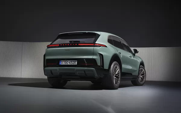 ���� ���������� Porsche Cayenne Turbo Electric - 2026