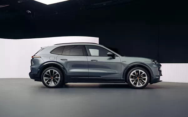 ���� ���������� Porsche Cayenne Electric - 2026