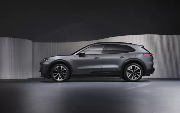 ���� ���������� Porsche Cayenne Electric - 2026