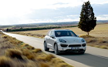   Porsche Cayenne S Hybrid - 2010