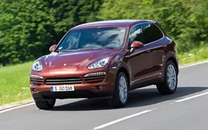   Porsche Cayenne - 2010